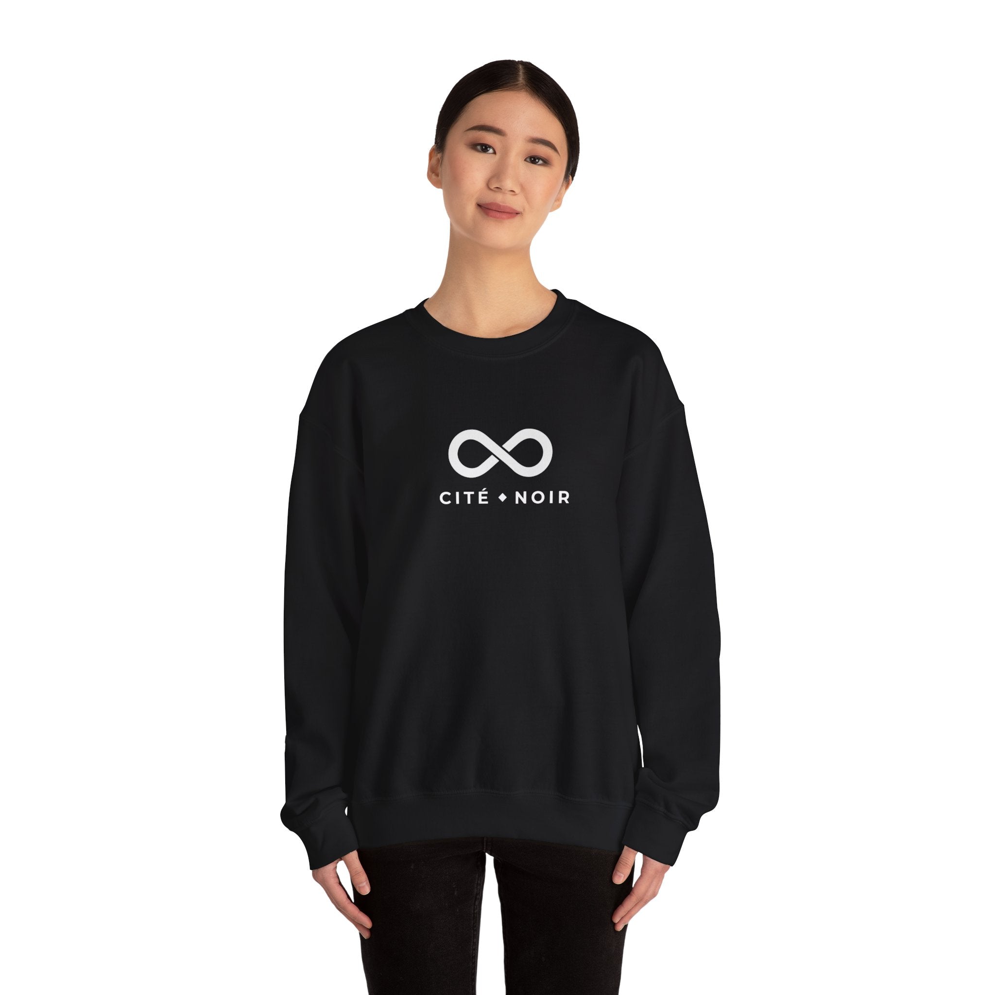 CITÉ NOIR Unisex Heavy Blend™ Crewneck Sweatshirt - Cozy & Stylish Layering for Everyday Wear
